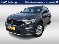 Grijs Gebruikt 2021 VW T-Roc Style SUV | € 19.950 (Goede deal)