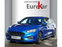 Blauw Gebruikt 2019 Ford Focus ST-Line Sedan | € 17.990 (Iets duurder)