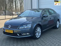 Grijs Gebruikt 2011 VW Passat Highline Sedan | € 7.245 (Eerlijke prijs)