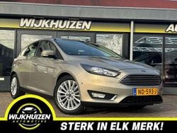 Grijs Gebruikt 2017 Ford Focus Titanium Hatchback | € 8.950 (Goede deal)