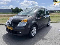Bruin Gebruikt 2004 Renault Modus Luxe MPV | € 750 (Iets duurder)