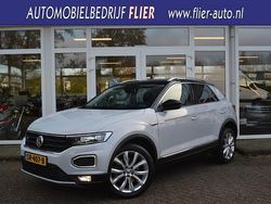 Wit (parellak) Gebruikt 2018 VW T-Roc Sport SUV | € 21.650 (Eerlijke prijs)
