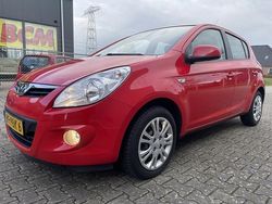 Rood Gebruikt 2010 Hyundai i20 Hatchback | € 1.999 (Super prijs)
