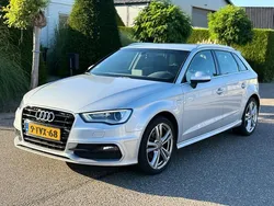 Grijs Gebruikt 2014 Audi A3 Sportback g-tron Ambition Sedan | € 7.950