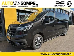 Zwart metallic Nieuw 2024 Renault Trafic Luxe Van | € 49.940
