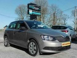 Grijs Gebruikt 2017 Skoda Fabia Active Sedan | € 8.750 (Super prijs)