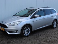 Grijs Gebruikt 2017 Ford Focus Titanium Stationwagen | € 6.995 (Eerlijke prijs)