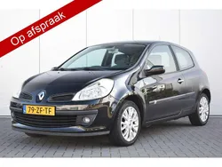 Zwart Gebruikt 2008 Renault Clio II Dynamique Hatchback | € 2.450 (Goede deal)