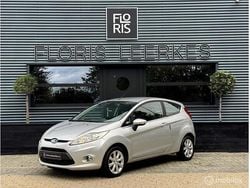 Grijs Gebruikt 2009 Ford Fiesta Ghia Hatchback | € 3.450 (Eerlijke prijs)