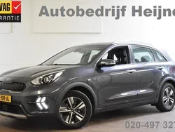 Grijs Gebruikt 2020 Kia Niro SUV | € 17.945 (Eerlijke prijs)