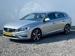Grijs Gebruikt 2017 Volvo V60 Stationwagen | € 16.900 (Eerlijke prijs)