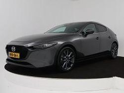 Grijs, metallic lak Gebruikt 2025 Mazda 3 Takumi-Line Hatchback | € 39.945