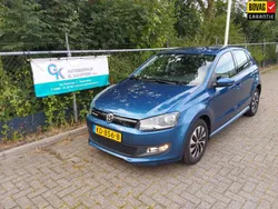 Blauw Gebruikt 2016 VW Polo Hatchback | € 8.950 (Eerlijke prijs)