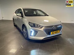 Grijs Gebruikt 2017 Hyundai Ioniq Comfort Sedan | € 12.950 (Duur)