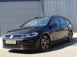 Zwart Gebruikt 2017 VW Golf VII Highline Stationwagen | € 12.995 (Eerlijke prijs)