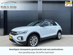 Wit Gebruikt 2023 VW T-Roc Style SUV | € 27.950 (Goede deal)