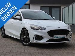 Overige Gebruikt 2022 Ford Focus Business Edition Hatchback | € 20.960 (Eerlijke prijs)