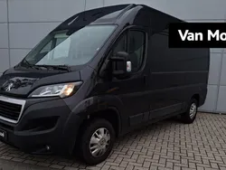 Grijs Gebruikt 2021 Peugeot Boxer Van | € 17.940 (Eerlijke prijs)