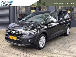 Zwart Nieuw 2024 Dacia Jogger Expression MPV | € 26.995 (Eerlijke prijs)