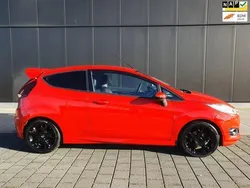 Rood Gebruikt 2013 Ford Fiesta ST-Line Hatchback | € 8.950 (Duur)