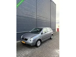 Grijs Gebruikt 2004 VW Polo Hatchback | € 849 (Goede deal)