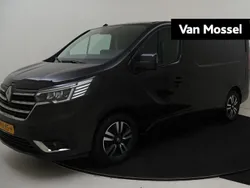 Zwart Gebruikt 2023 Renault Trafic Luxe Van | € 22.640 (Eerlijke prijs)