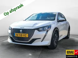Wit Gebruikt 2021 Peugeot e-208 Allure Hatchback | € 16.700 (Super prijs)
