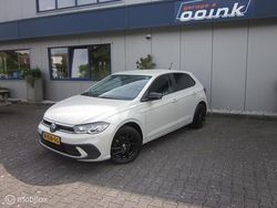 Grijs Gebruikt 2022 VW Polo Style Hatchback | € 17.250 (Goede deal)