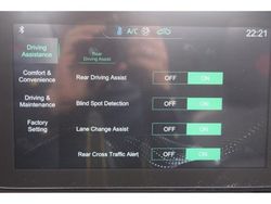 Zwart Gebruikt 2023 MG ZS Luxury Sedan | € 18.750