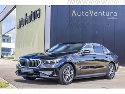 Zwart, metallic lak Gebruikt 2024 BMW 550 Comfort Edition Sedan | € 73.950