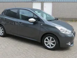 Grijs Gebruikt 2014 Peugeot 208 Style Hatchback | € 4.450 (Goede deal)