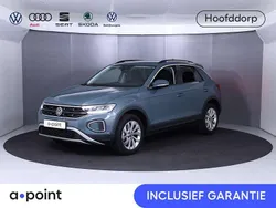 Blauw, metallic lak Gebruikt 2024 VW T-Roc Edition SUV | € 31.949 (Goede deal)