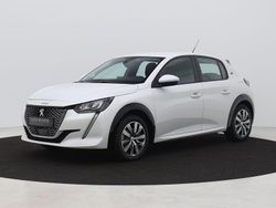 Wit Gebruikt 2021 Peugeot e-208 Active Hatchback | € 13.900 (Super prijs)