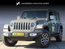 Grijs Gebruikt 2023 Jeep Wrangler Unlimited Sahara SUV | € 74.885 (Eerlijke prijs)