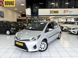 Grijs Gebruikt 2013 Toyota Yaris Hatchback | € 11.450 (Goede deal)