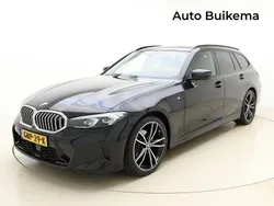 Zwart Gebruikt 2024 BMW 320 M Sport Stationwagen | € 49.999 (Duur)