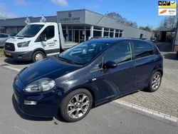 Blauw Gebruikt 2015 Fiat Punto Lounge Hatchback | € 3.799 (Goede deal)
