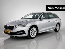 Grijs Gebruikt 2021 Skoda Octavia Business Line Stationwagen | € 21.444 (Eerlijke prijs)
