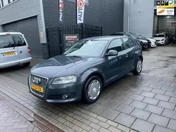 Grijs, metallic lak Gebruikt 2009 Audi A3 Attraction Hatchback | € 2.999 (Goede deal)