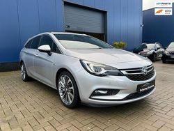 Grijs Gebruikt 2018 Opel Astra Ultimate Stationwagen | € 14.499 (Goede deal)