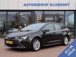 Zwart Gebruikt 2023 Toyota Corolla Hybrid Active Stationwagen | € 23.950 (Goede deal)