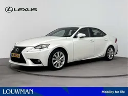 Lexus IS300h