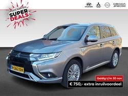 Grijs Gebruikt 2020 Mitsubishi Outlander SUV | € 20.930 (Goede deal)
