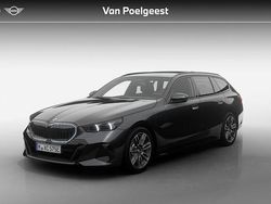 Grijs Nieuw 2025 BMW 530e M Sport Stationwagen | € 86.673 (Goede deal)