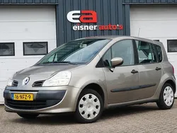 Grijs Gebruikt 2010 Renault Grand Modus Expression MPV | € 3.249 (Eerlijke prijs)