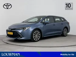 Blauw, metallic lak Gebruikt 2019 Toyota Corolla Style Stationwagen | € 22.945 (Eerlijke prijs)