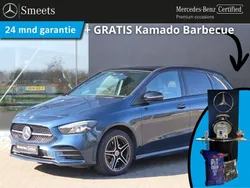 Blauw Gebruikt 2020 Mercedes B250 AMG line MPV | € 28.444 (Iets duurder)