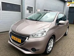 Beige Gebruikt 2012 Peugeot 208 Active Hatchback | € 4.995 (Eerlijke prijs)