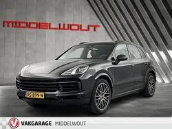 Zwart Gebruikt 2018 Porsche Cayenne Chrono SUV | € 62.950 (Eerlijke prijs)