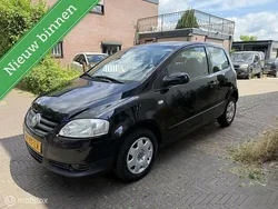 Zwart Gebruikt 2005 VW Fox Trendline Hatchback | € 1.349 (Iets duurder)